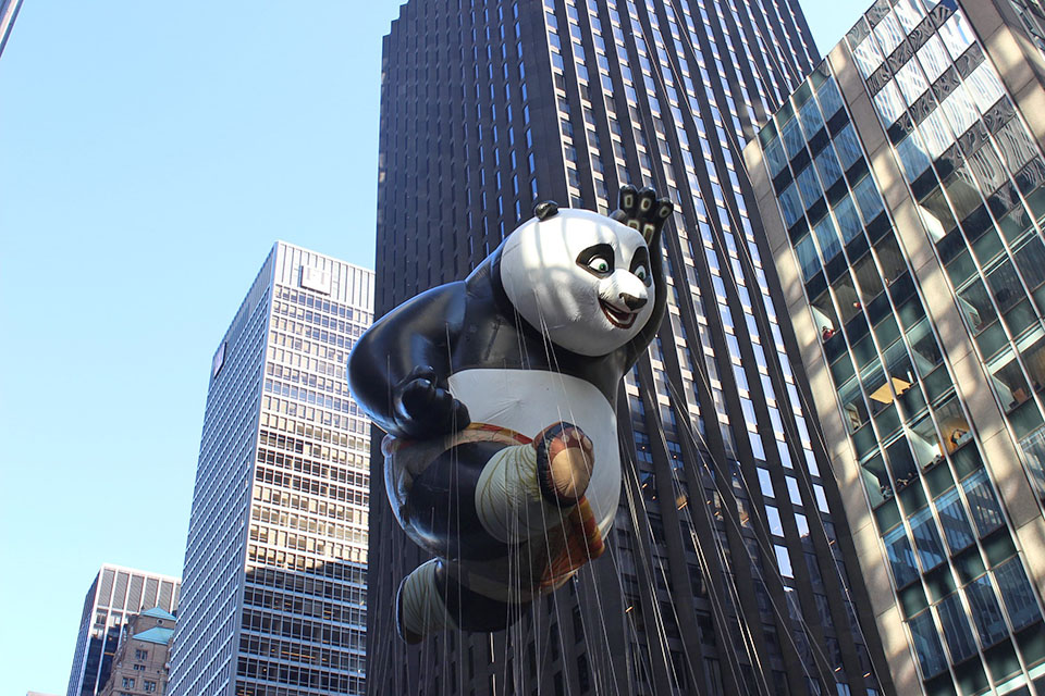 The Mandarin Oriental: NYC Hotels with Views of the Macy's Thanksgiving Day Parade Status message
