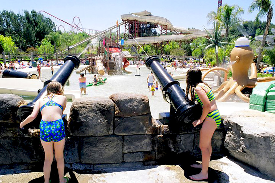 Best Outdoor Water Parks in the US: Six Flags Hurricane Harbor Los Angeles